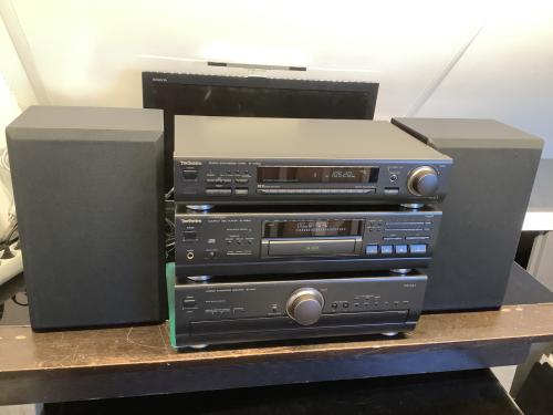 Technics Stereo Set van 3 top elementen + luidsprekers.
