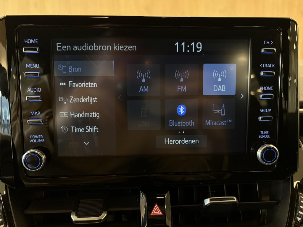 Toyota Corolla Touring Sports 2.0 hybrid first ed.