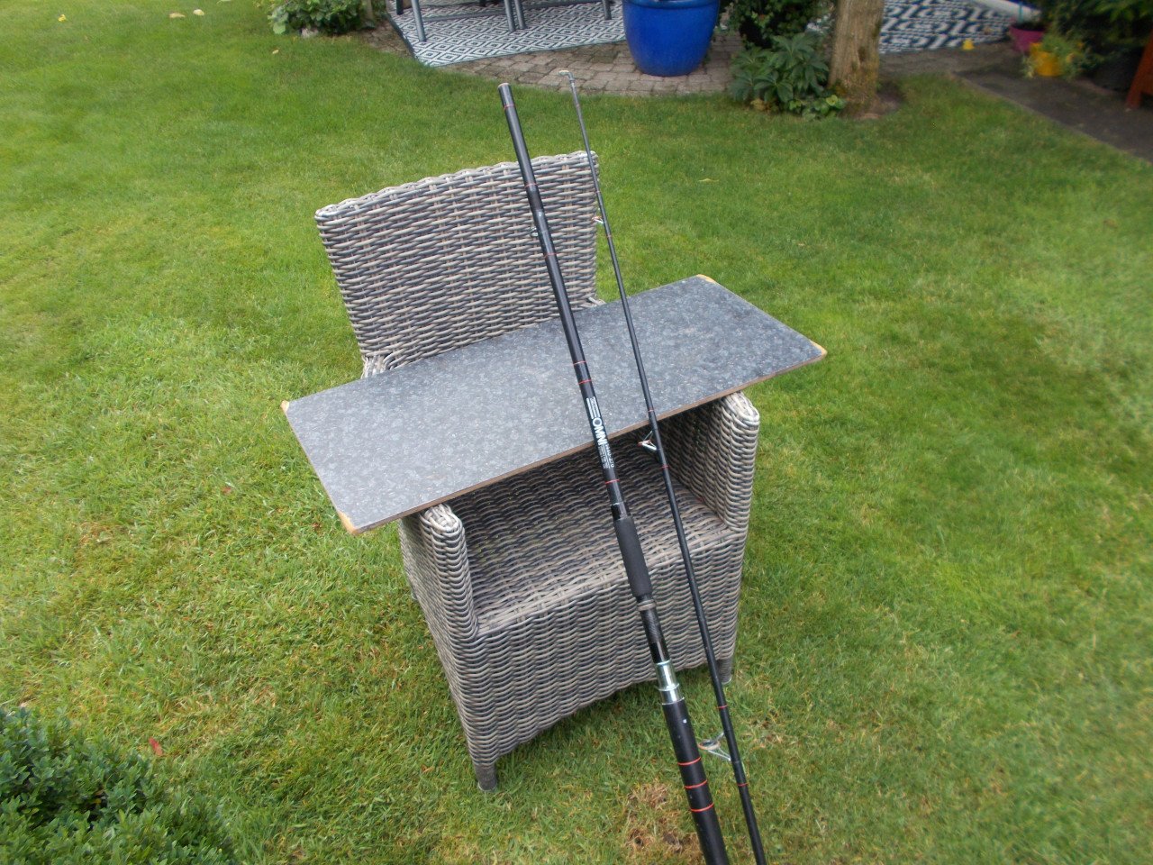 Tweedelige boothengel, lengte 270 cm , werpgewicht 250 gram