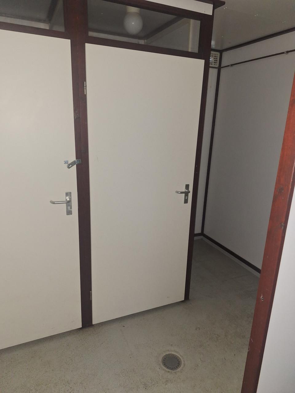 Bouwkeet,wc unit, toiletgebouw schaftkeet, woonunit, kantoorunit, keet