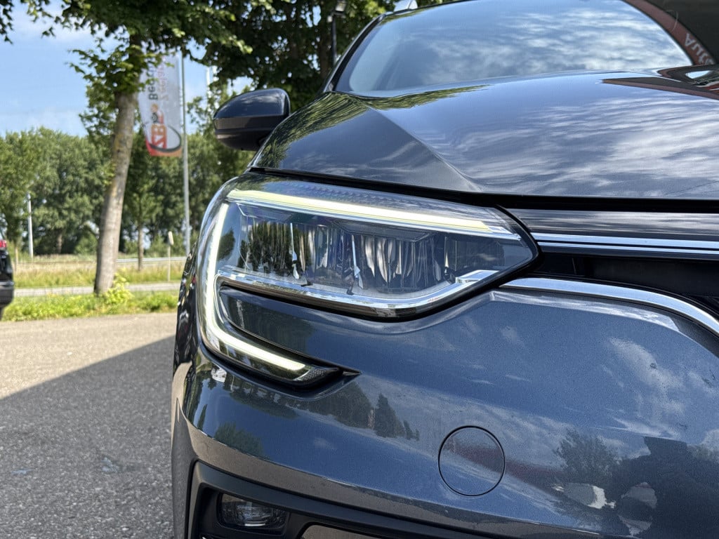 Renault Megane 1.3 tce intens | nl-auto | 1e eig | groot navi | camera | tr