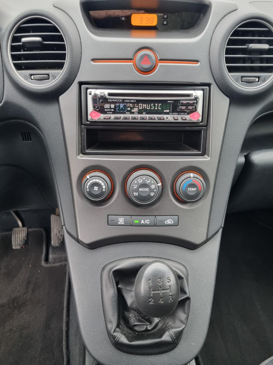 Kia Carens 2.0 CVVT X-tra | Hoge instap | 150.556 KM!