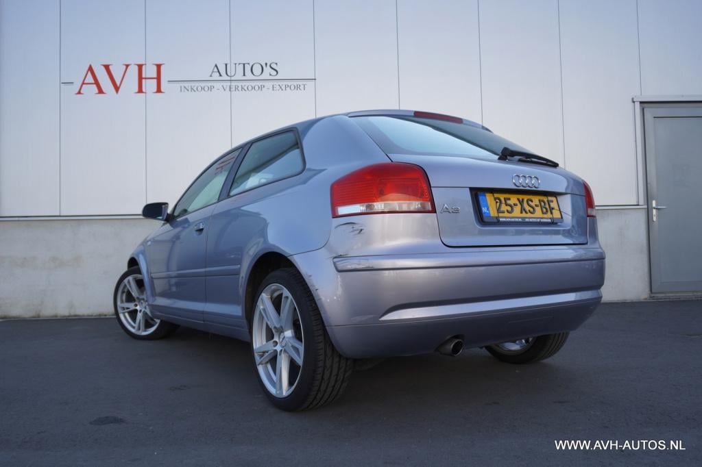 Audi A3 1.6 fsi attraction