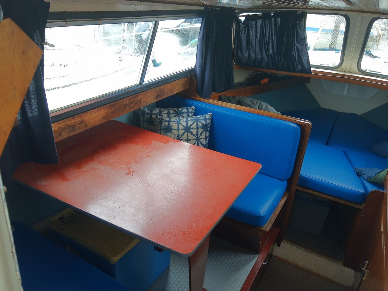 Stoere Eista motorboot – vaarklaar en compleet. Klaar voor avontuur!
