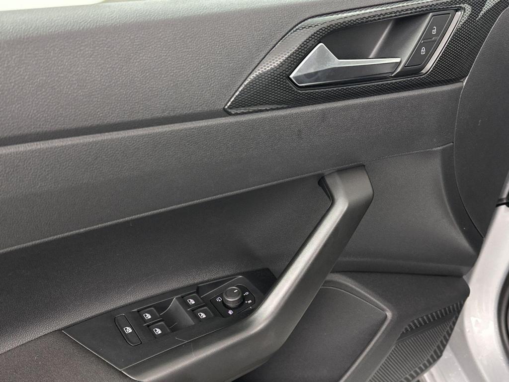 Volkswagen Polo 1.0 tsi life edition