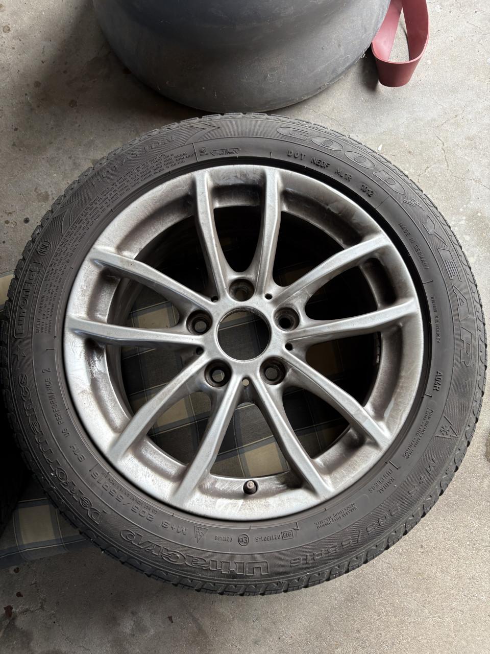 BMW winterbanden met velgen