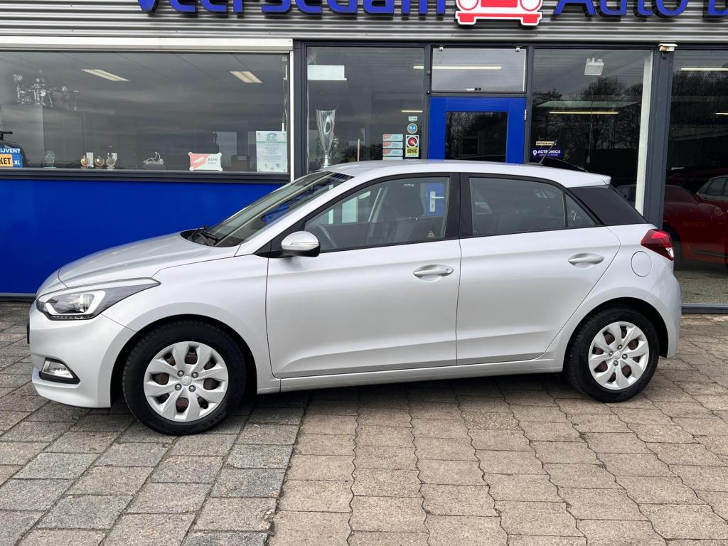 Hyundai I 20 1.0 t-gdi comfort, camera, navigatie, trekhaak enz...