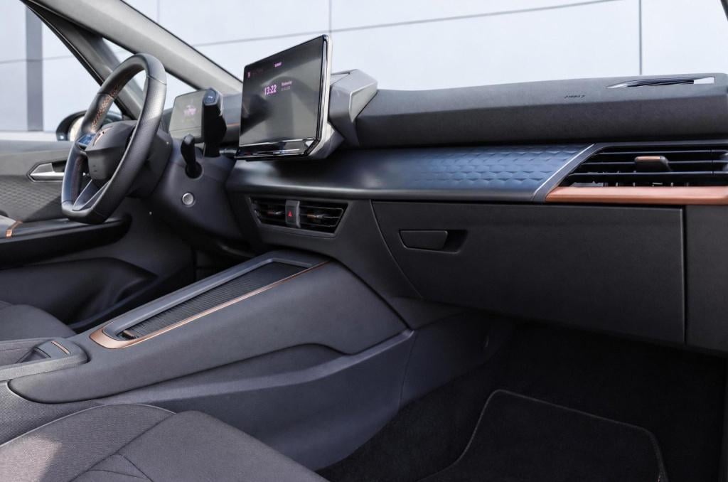 Cupra Born adrenaline 62 kwh 204pk | soh 94,8%