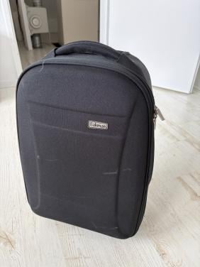 Handige reiskoffer met dubbele rits