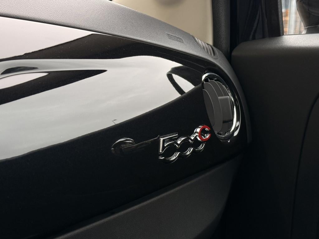 Fiat 500 cabrio lounge 1.2 | automaat | parkeersensoren | led | bluetooth |