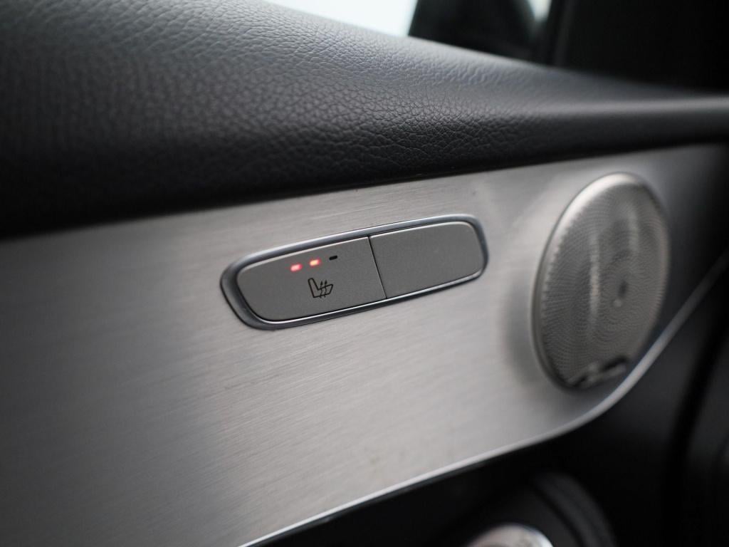 Mercedes-Benz Glc 300e 4matic business solution amg | automaat | apple carp