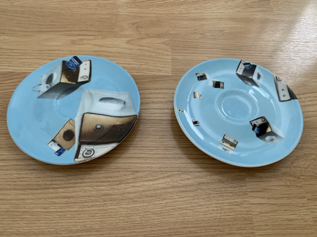 2 vintage cappucccinokopjes van Illy uit 2002 (Norma Jeane edition)