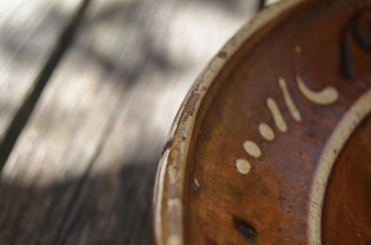 Grote 19e eeuwse schotel uit de Elzas