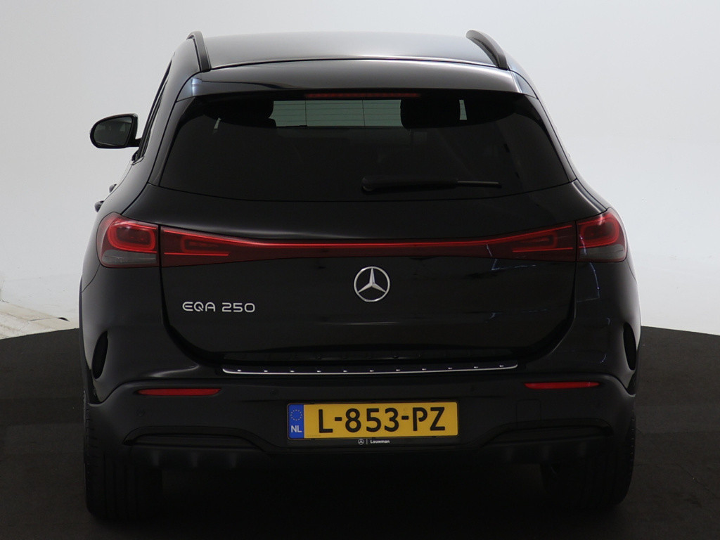 Mercedes-Benz Eqa 250 business solution amg 67 kwh | dodehoek detector | sf