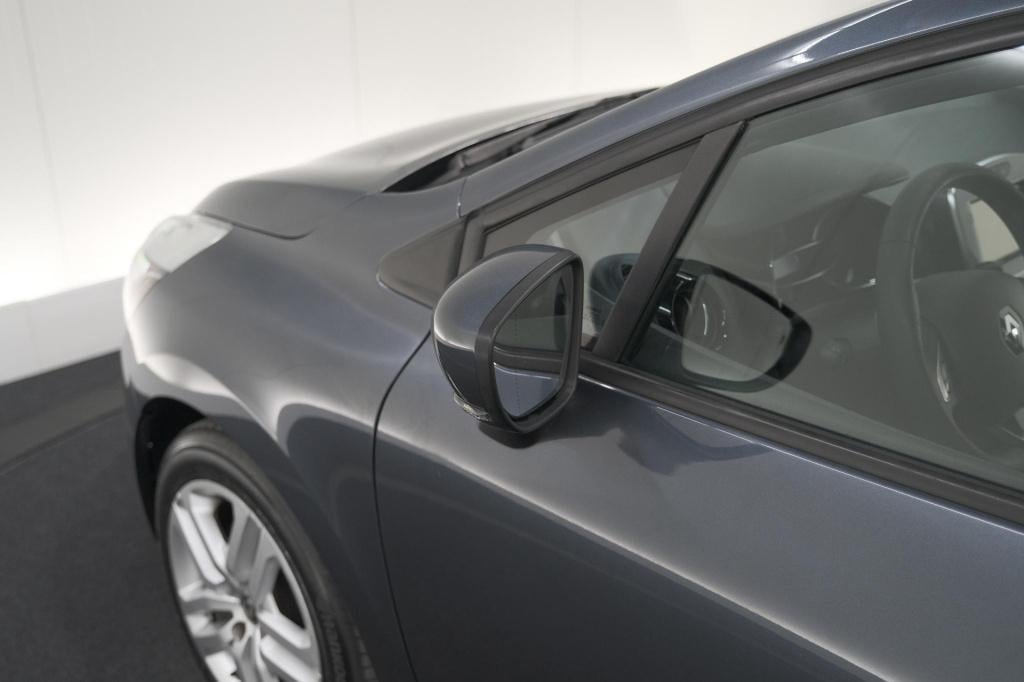 Renault Clio tce 90 zen | navigatie | parkeersensoren | climate control