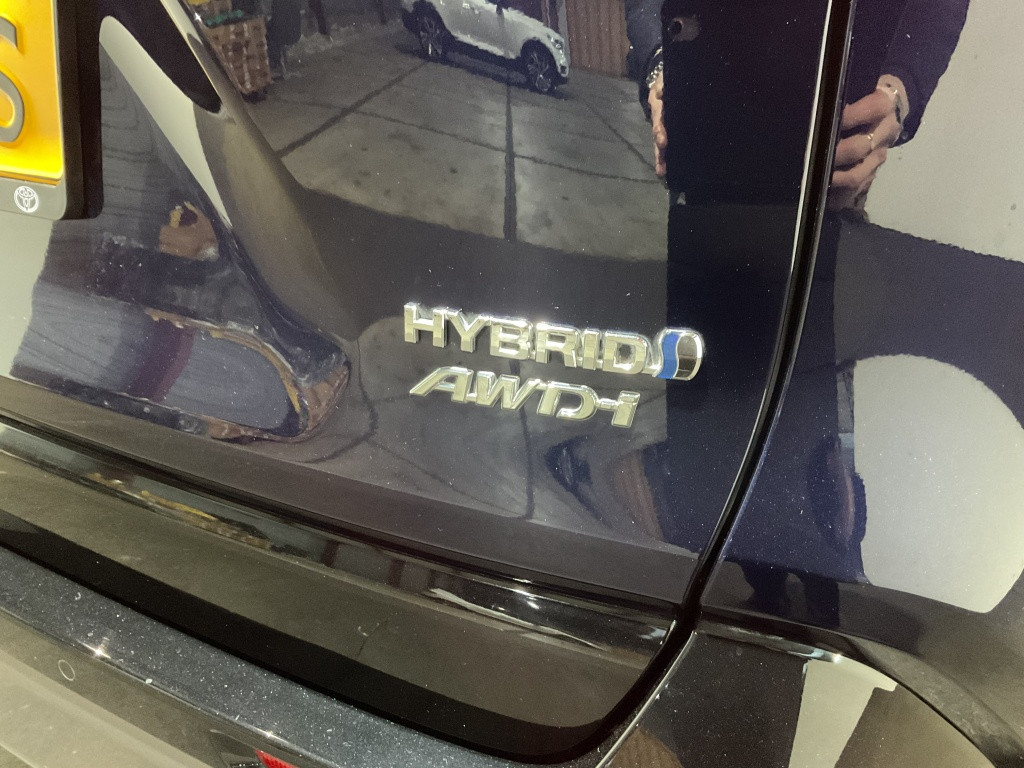 Toyota Rav4 2.5 hybrid awd bi-tone | innovatie pakket |