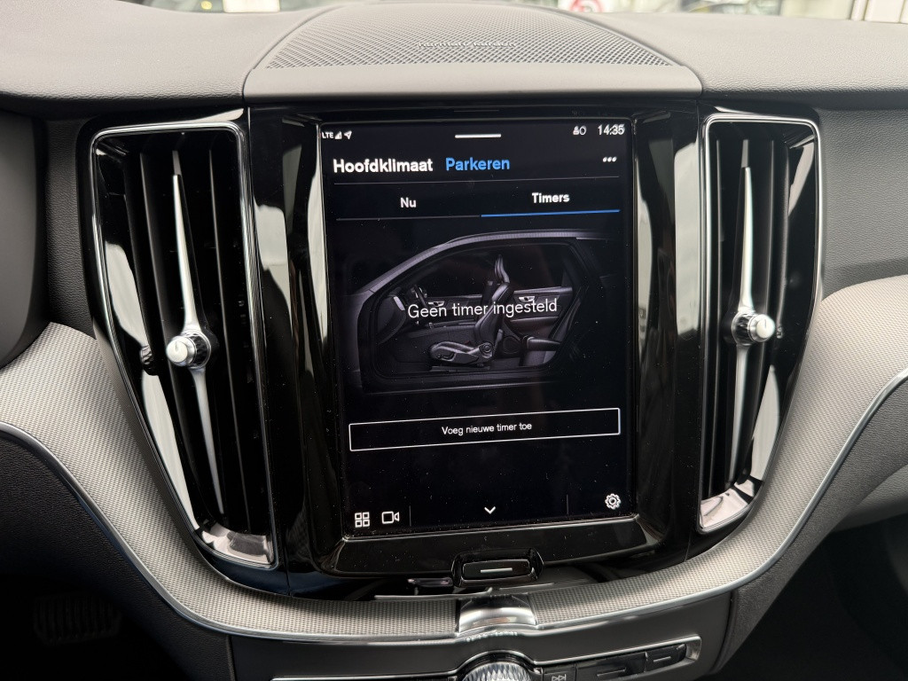 Volvo XC60 t8 455pk recharge black edition| panodak| trekhaak| adap.cruise|