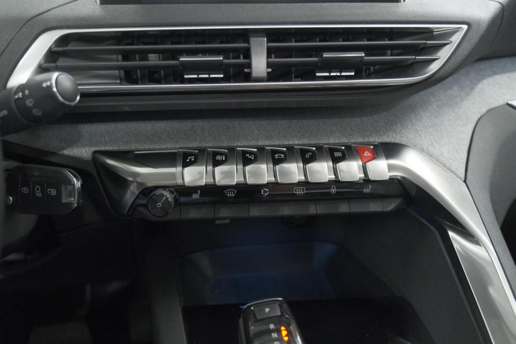 Peugeot 3008 1.6 puretech 180 allure | 1.500 kg trekgewicht | schuif-kantel