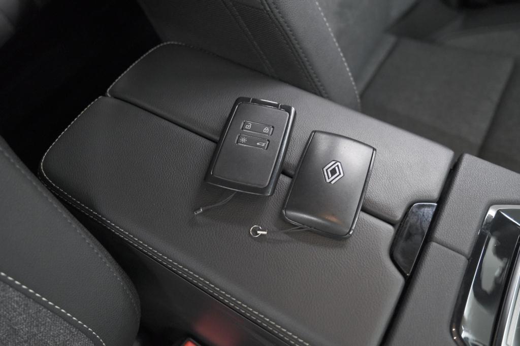 Renault Espace e-tech full hybrid 200 techno 7p. | nieuw model | adaptieve 