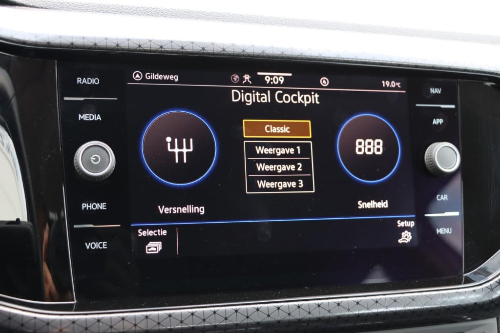 Volkswagen T-cross 1.5 tsi style business r