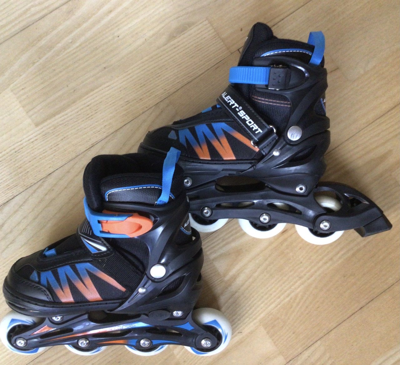 Alert sport skeelers