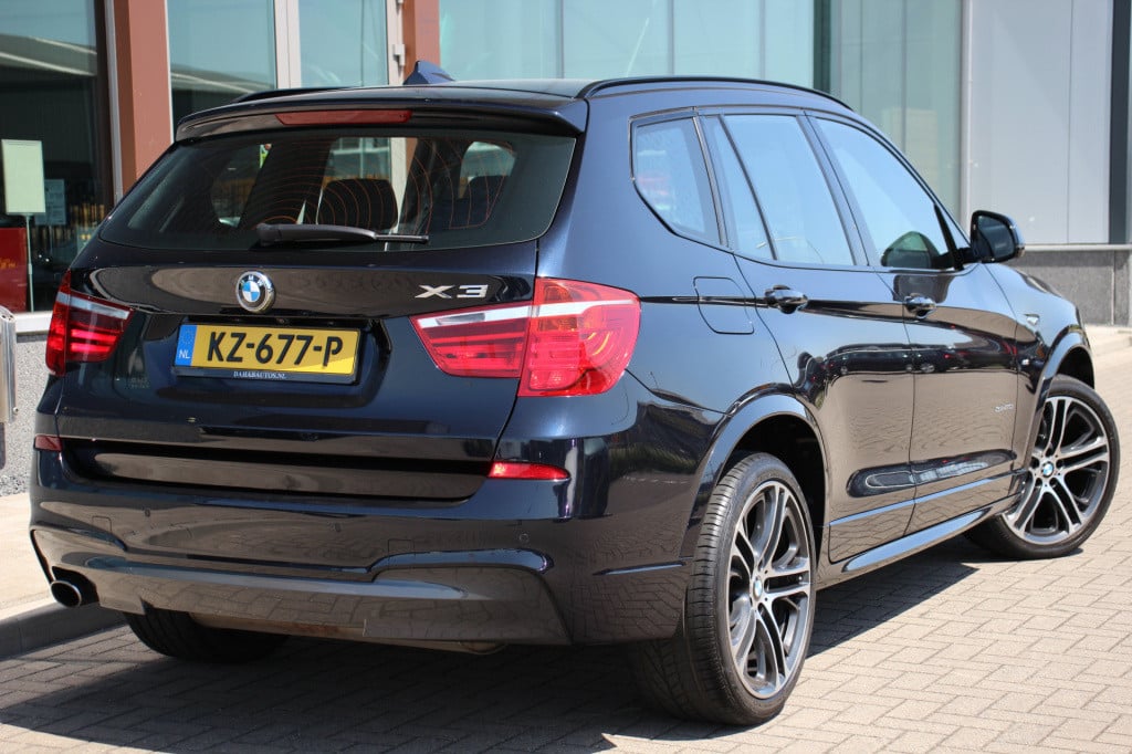BMW X3 sdrive20i centennial high executive | m pakket | pano | leder | head