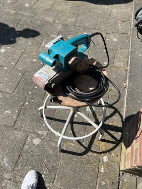 Makita bandschuurmachine