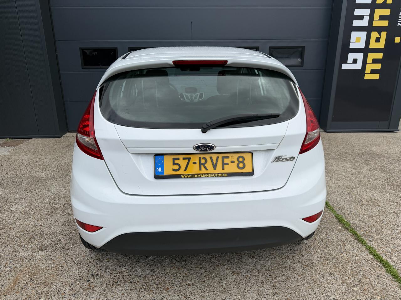 Ford Fiësta 1.25 44KW Limited 5DR 2011 Wit Airco Apk Nap