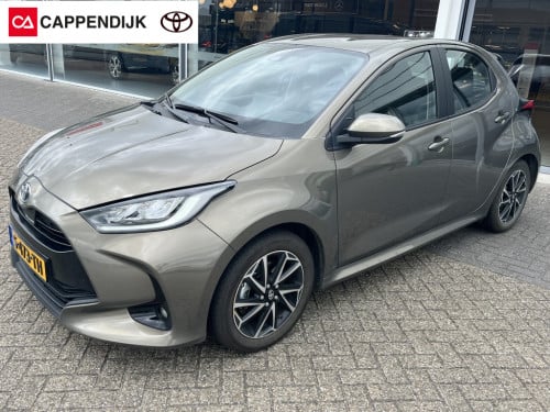 Toyota Yaris | net binnen | 1.5 hyb. dynamic | camera | apple carplay |