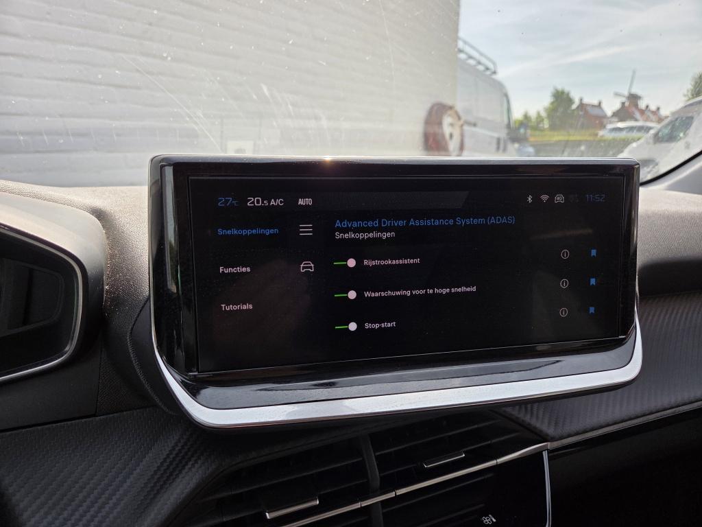 Peugeot 208 hybrid e-dcs6 allure | parkeersensoren v+a | carplay | automaat
