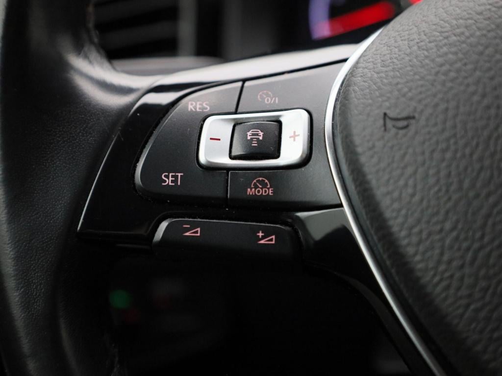 Volkswagen Polo 1.0 tsi comfortline business | parkeer sensoren | navigatie