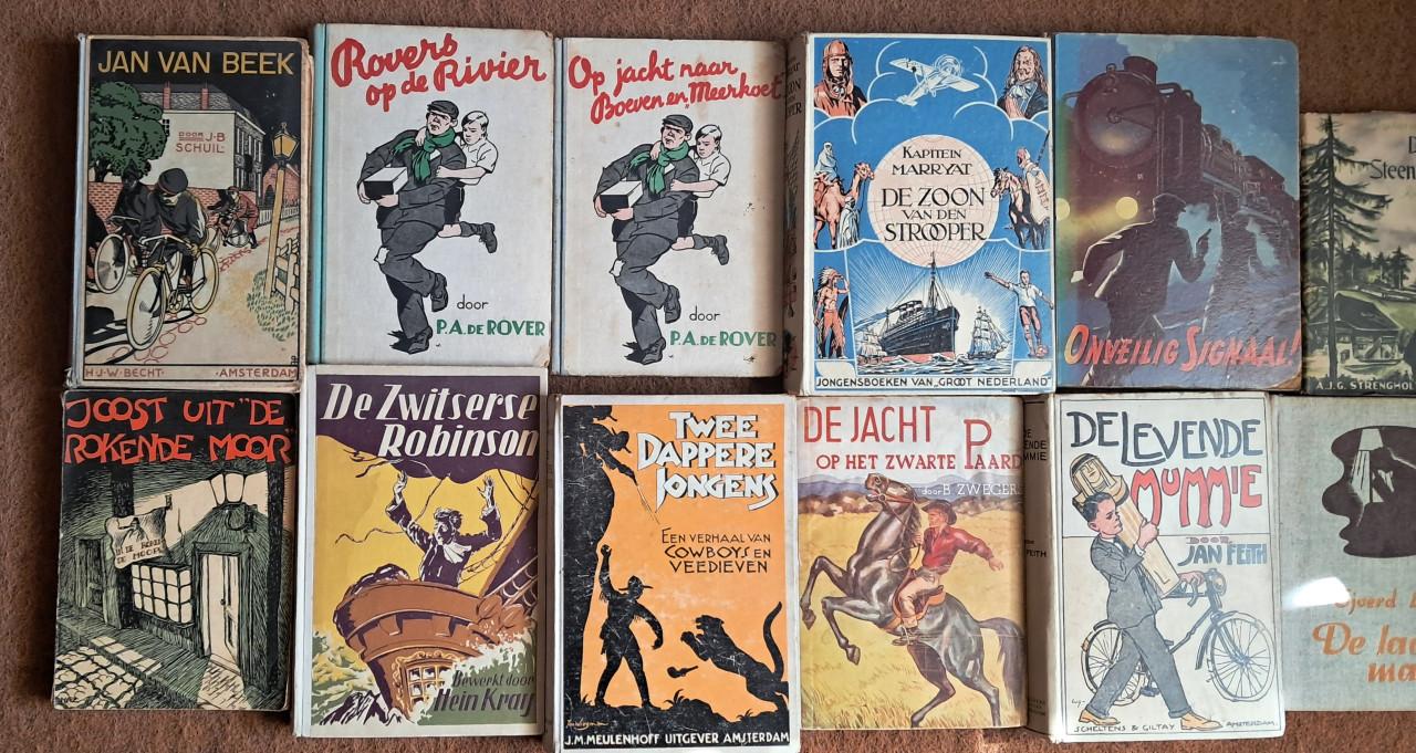 Oude jeugdboeken met mooie voorkanten