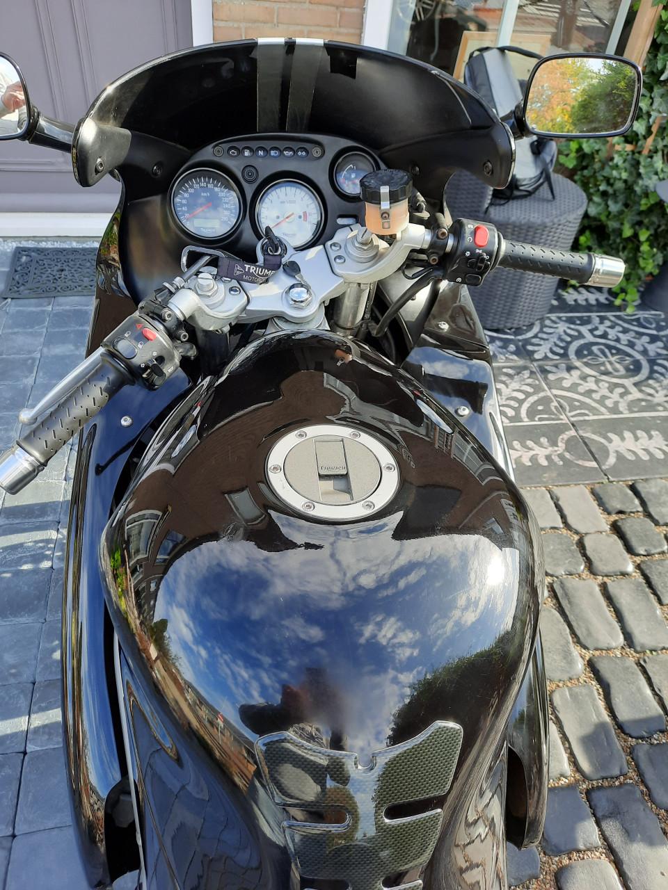 Triumph ST Sprint 955i