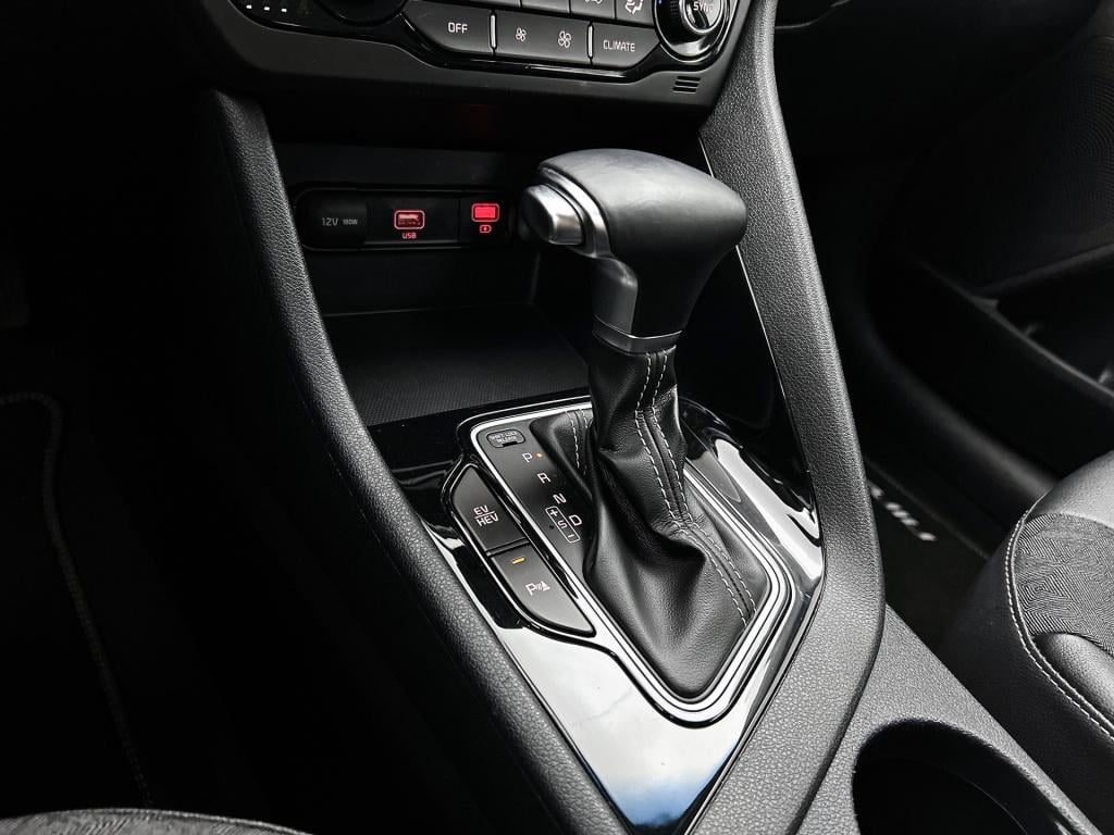 Kia Niro 1.6 gdi phev dynamicplusline | trekhaak | automaat | half-leder |