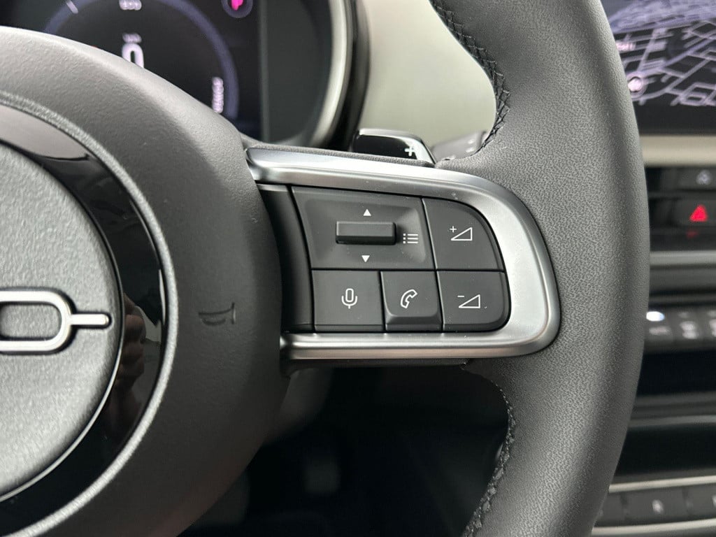 Fiat 600 1.2 hybrid la prima