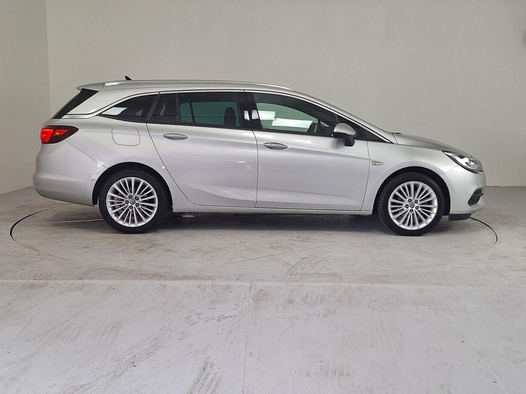 Opel Astra sports tourer 1.2 elegance