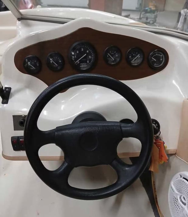 In Prijs Verlaagd: Bowrider 535 Vaarklaar inclusief trailer
