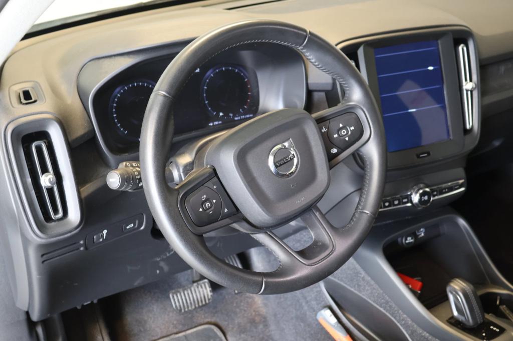 Volvo XC40 1.5 t2 momentum core nl auto, appconnect, pdc achter,