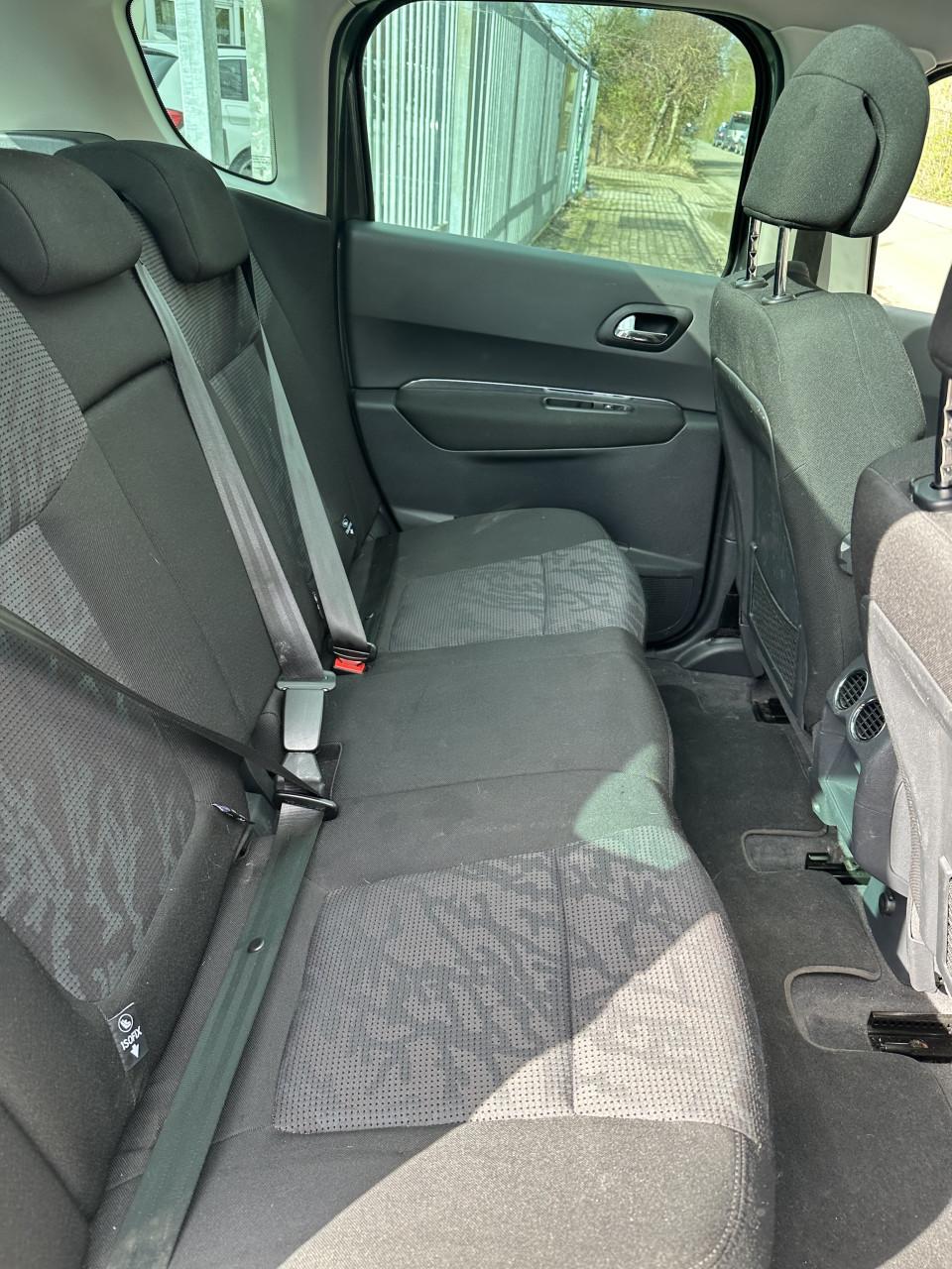 Peugeot 3008 1.6i airco, pano, cruise, parkeersensoren, 136.dkm