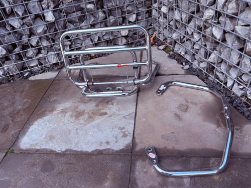 Vespa sprint scooter achterrekje van het merk Faco