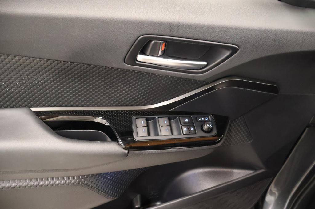 Toyota C-hr 2.0 hybrid dynamic