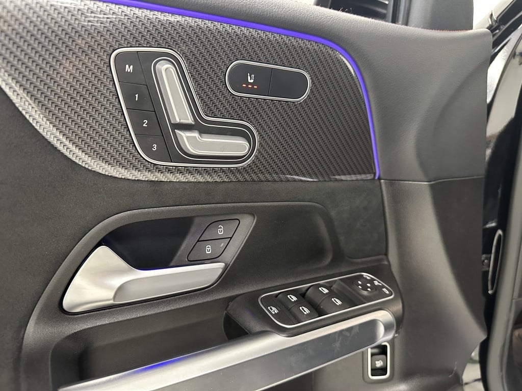 Mercedes-Benz Glb 200 amg premium pl. 7p. | memory | panoramadak | keyless 