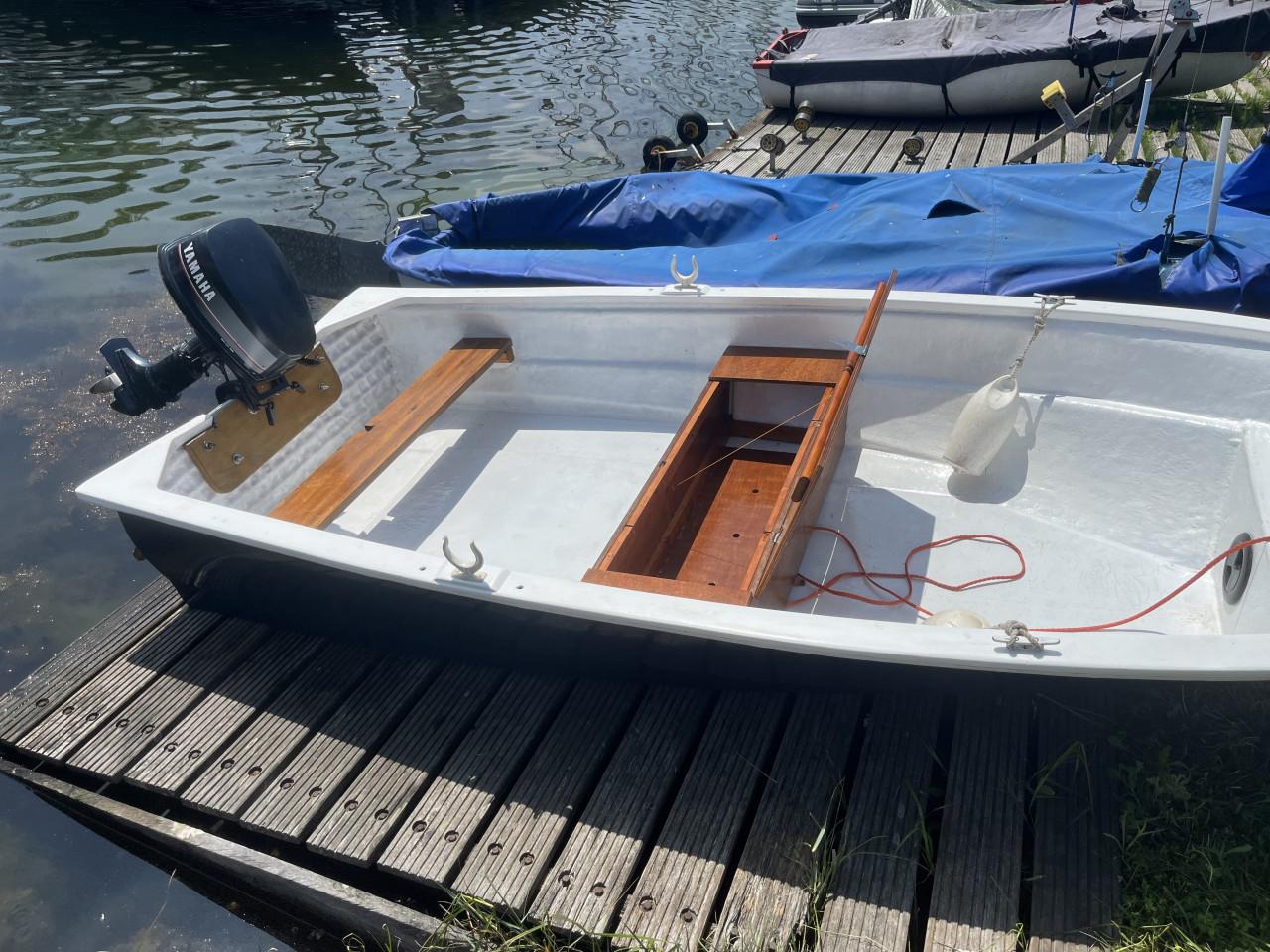 Polyesther bootje