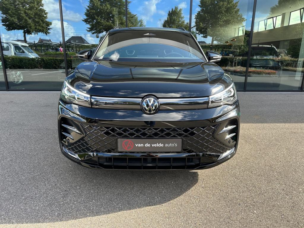 Volkswagen Tiguan 1.5 ehybrid r-line | black line | 360 camera | trekhaak |