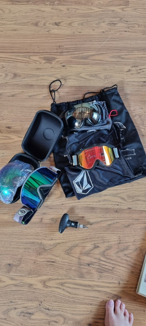Te koop: ski brillen