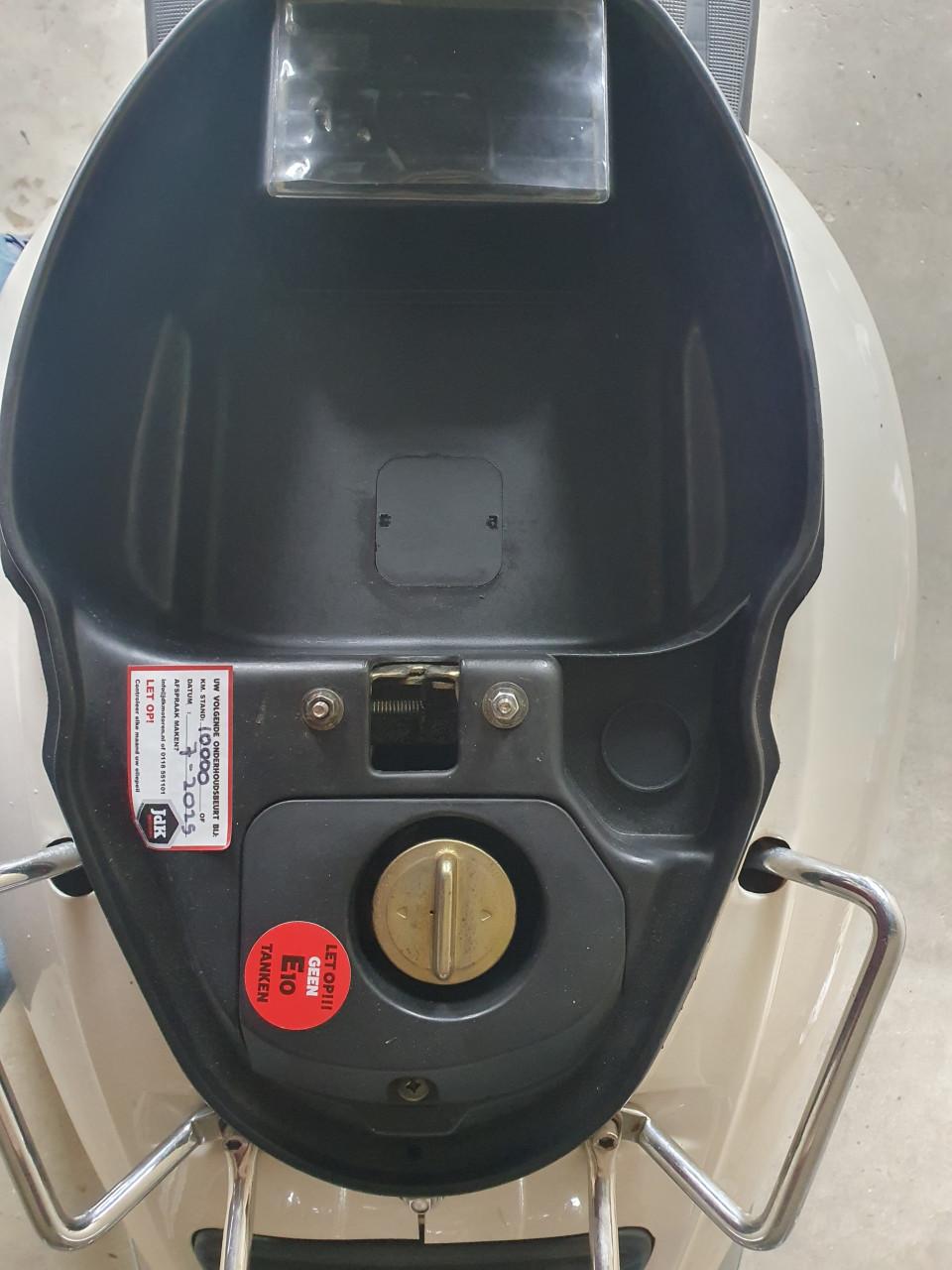 Schittterende Grande Retro Scooter ( 7200 km )