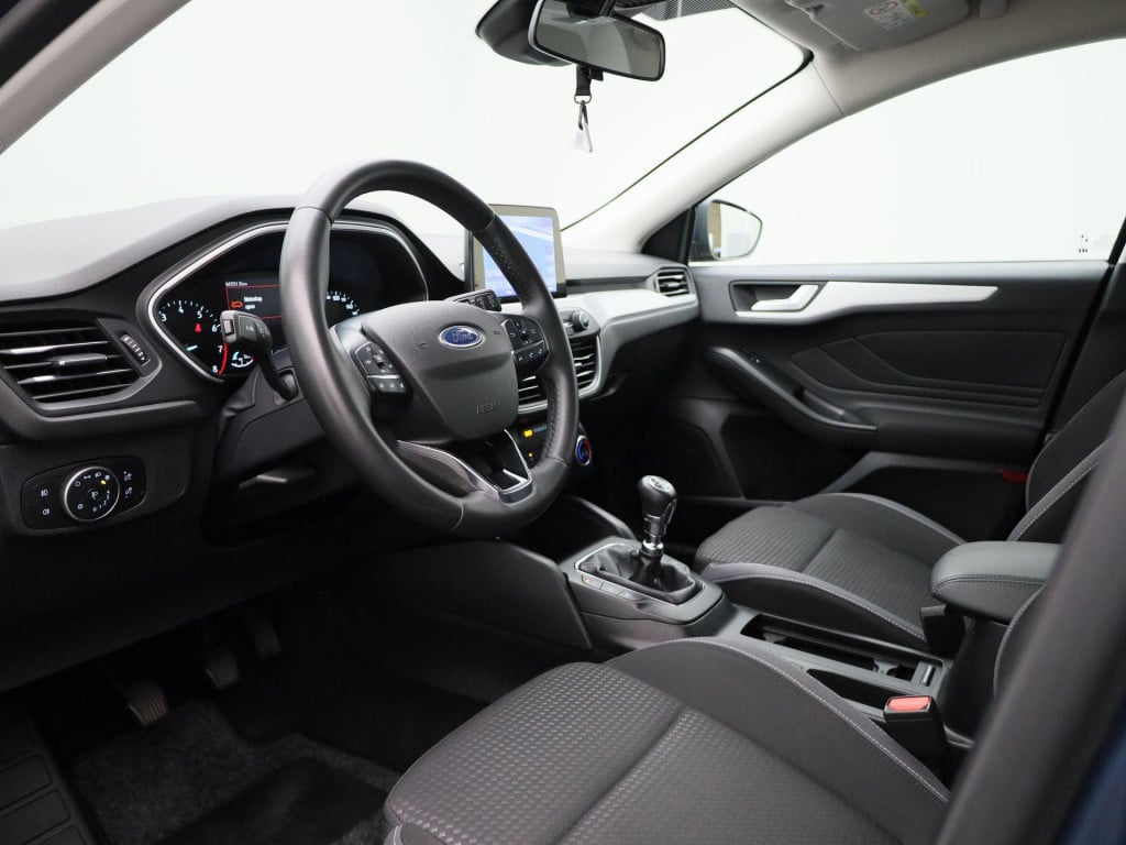 Ford Focus wagon 1.0 ecoboost hybrid trend edition business | lmv | camera 