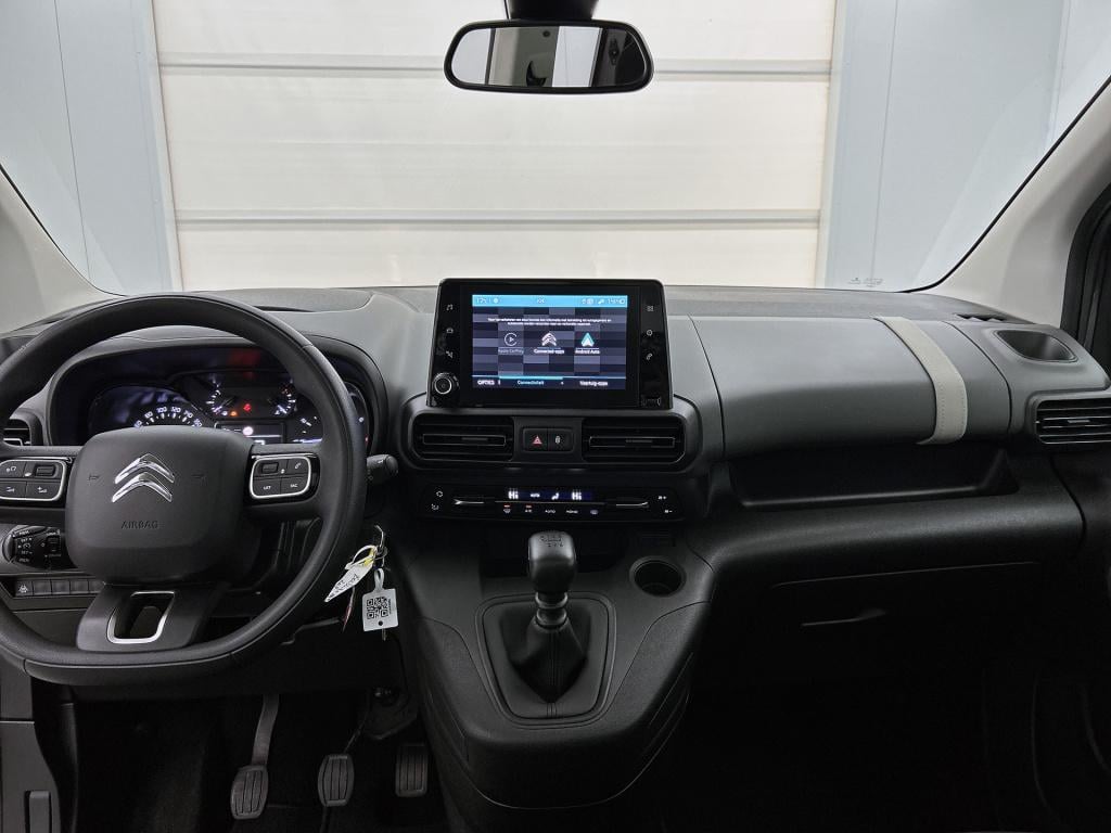 Citroen Berlingo 110 pk feel | rijklaar | trekhaak | parkeersensoren achter
