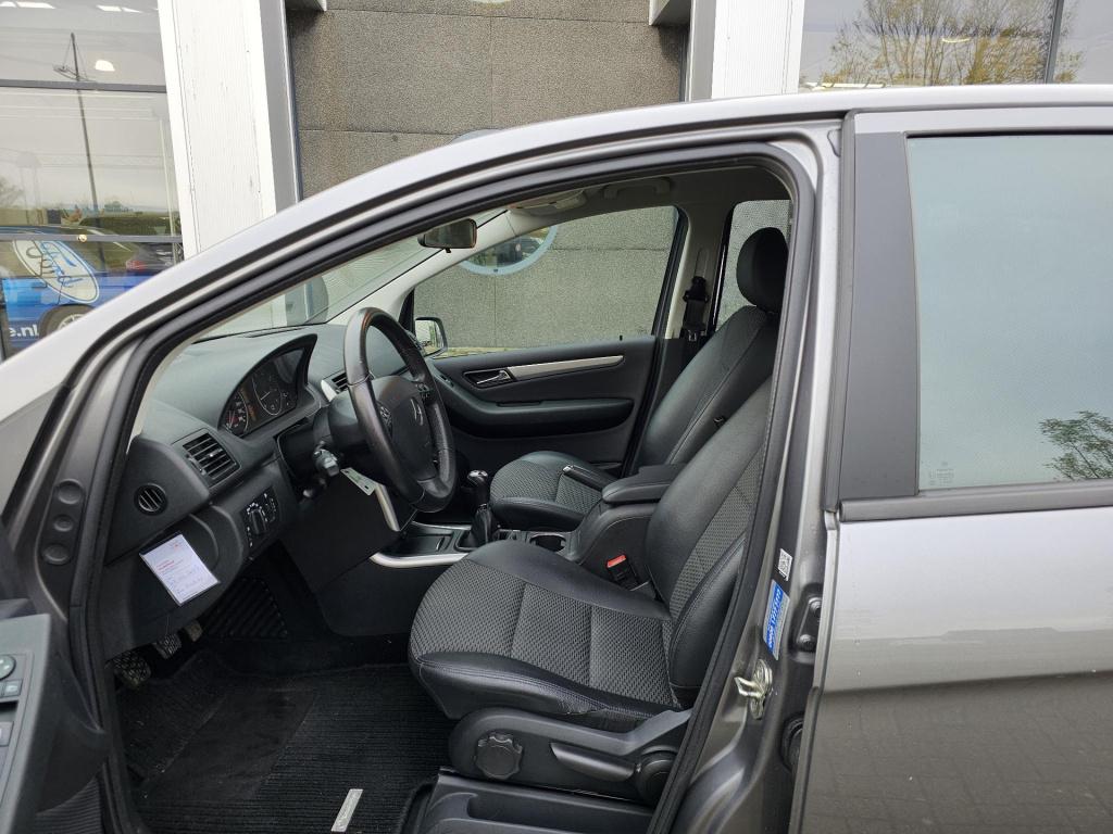 Mercedes-Benz A-Klasse 160 blueefficiency business class avantgarde