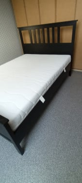 HEMNES bed ikea  140x200
